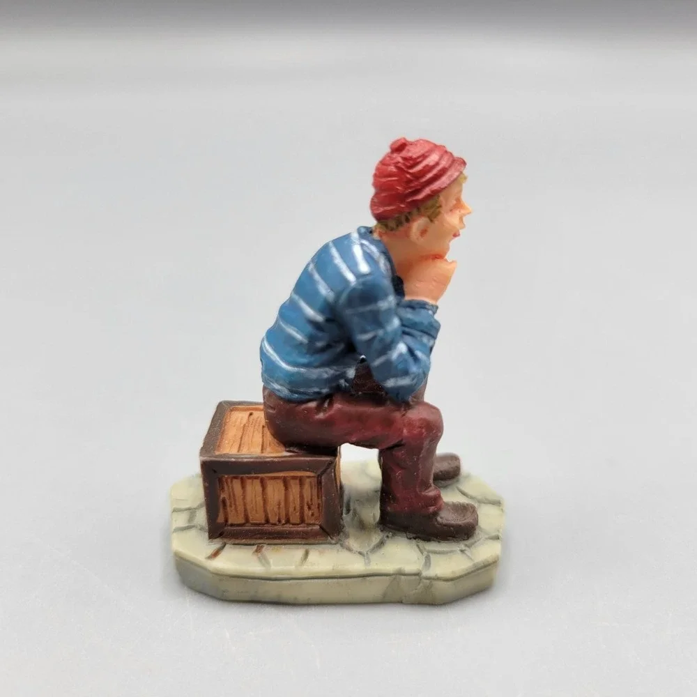 Vintage Lemax Figurine Man Sitting on Box Beanie Hat Story Teller 1.5